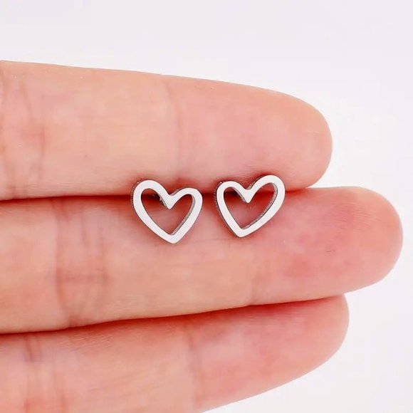 Independent Jewelry - Silver Stainless Steel HEART Stud Earrings